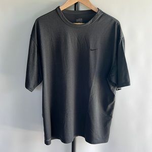 Nike Fit Short Sleeve Logo Tee - sz L